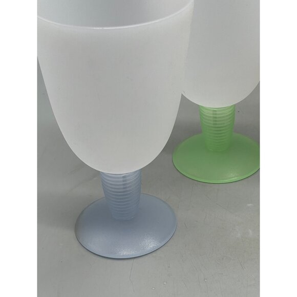 Tupperware containers wine parfait set of 4 4094B multi color 6.5x4 READ - Picture 4 of 8